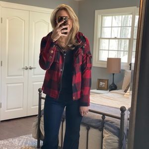 BB DAKOTA BUFFALO PLAID JACKET SIZE MEDIUM